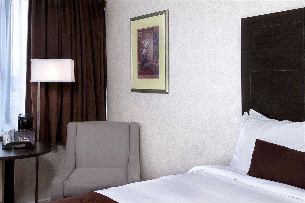 Best Western Primrose Hotel Downtown Toronto Chambre photo